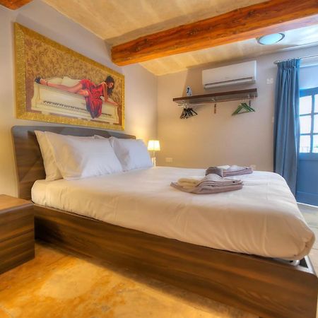 Romantic And Historical Maisonette In The Center Of Valletta Mbal1-1 المظهر الخارجي الصورة