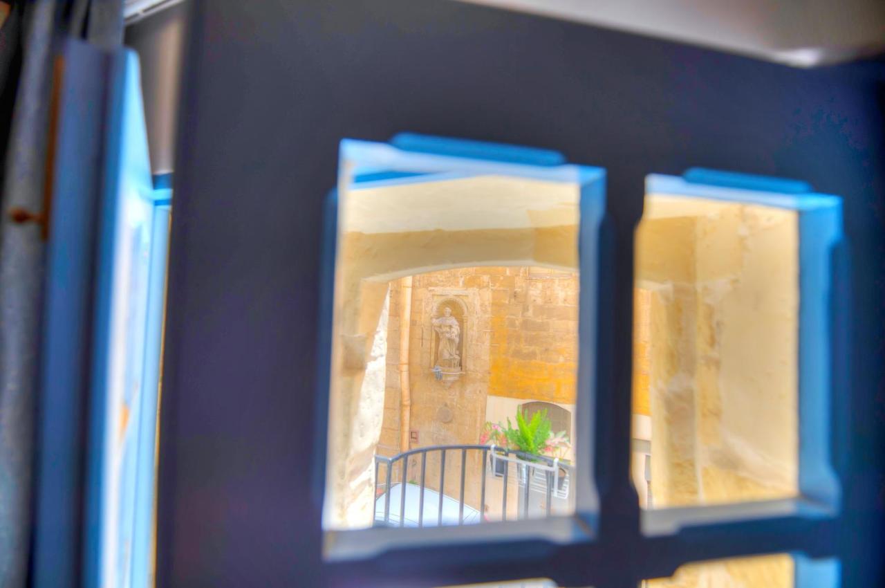 Romantic And Historical Maisonette In The Center Of Valletta Mbal1-1 المظهر الخارجي الصورة